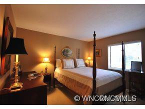 305 Grady Avenue - Photo 7