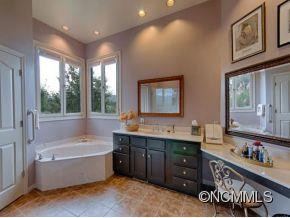 15 MEADOWBROOK DR. - Photo 14