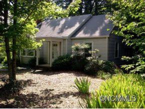 951 BAILEY STREET - Photo 3