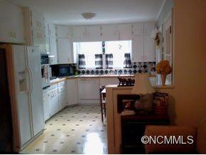 951 BAILEY STREET - Photo 4