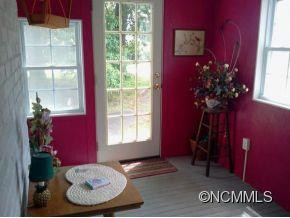 951 BAILEY STREET - Photo 6