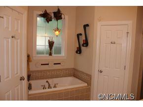 60 Locust Meadows Lane - Photo 7