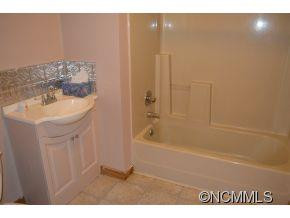 869 Apple Creek Rd - Photo 10