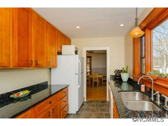 191 Oak Terrace - Photo 13