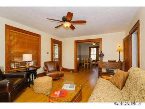 191 Oak Terrace - Photo 6
