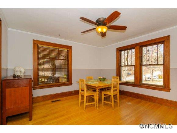 191 Oak Terrace - Photo 9