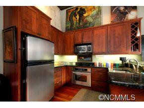 53 College St. Unit A - Photo 5