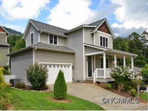 1 OLDE COTTAGE LN