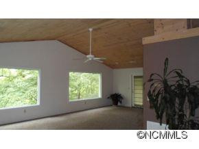 373 Fox Trace - Photo 4
