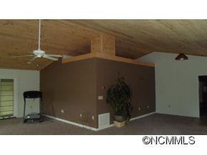 373 Fox Trace - Photo 6