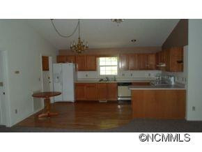 373 Fox Trace - Photo 8