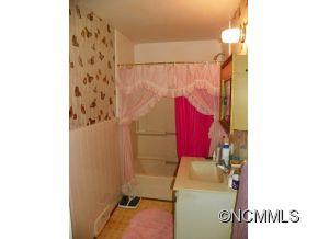 7 Chestnut - Photo 16