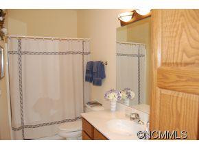606 Carriage Commons Drive - Photo 14