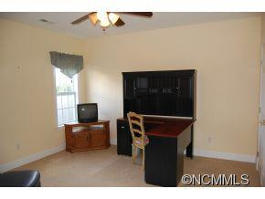 606 Carriage Commons Drive - Photo 18