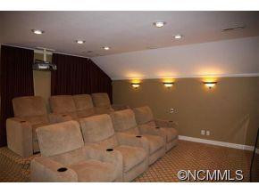 212 Fairforest Drive - Photo 17