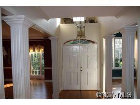 212 Fairforest Drive - Photo 3