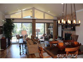 158 Alexander Drive - Photo 2
