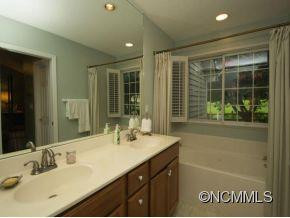 5 OLD APPLEWOOD LANE - Photo 17