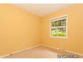 22 Lancelot Lane - Photo 8