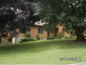 35 AMBER DRIVE - Photo 16