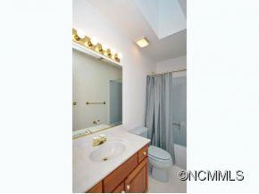 142 STONEBRIDGE DRIVE - Photo 17