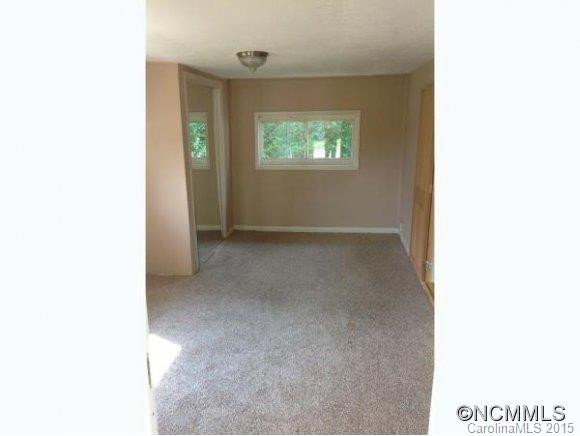 165 RAY STREET - Photo 4
