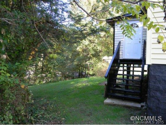 165 RAY STREET - Photo 8