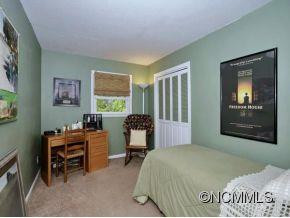 442 HILLCREST CIRCLE - Photo 6