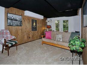 442 HILLCREST CIRCLE - Photo 8