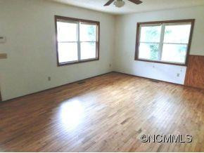  - Photo 2