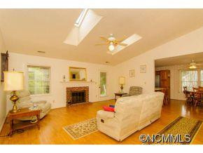 6 Primrose Lane - Photo 5