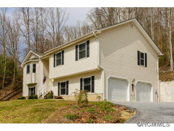 682 Salisbury Road - Photo 2