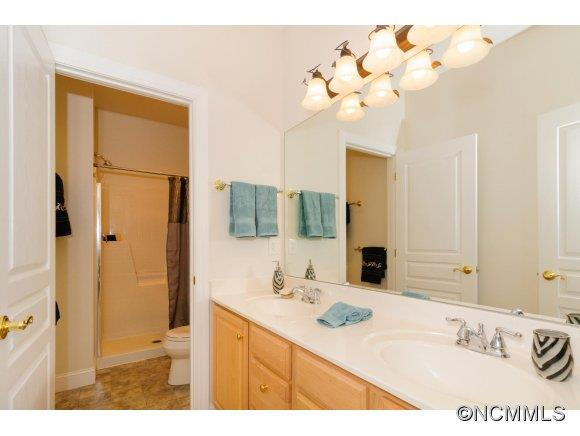 682 Salisbury Road - Photo 14