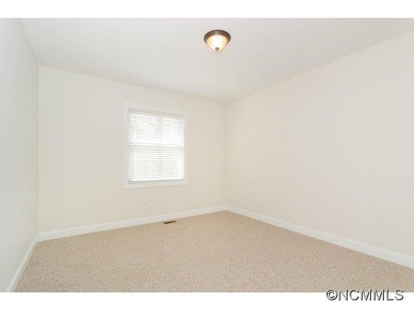 682 Salisbury Road - Photo 16
