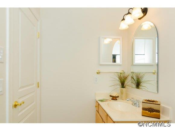 682 Salisbury Road - Photo 17