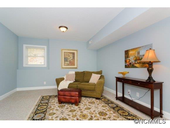 682 Salisbury Road - Photo 21