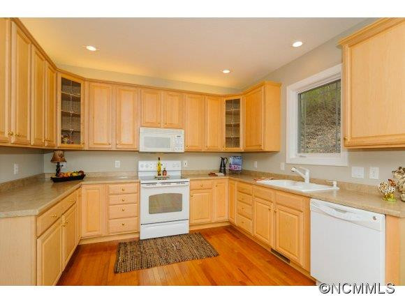 682 Salisbury Road - Photo 7