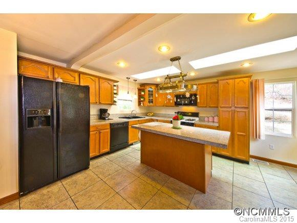 868 Cashiers Valley Road - Photo 5