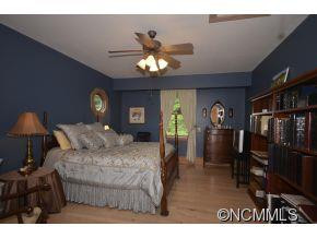 201 Old Country Road - Photo 13