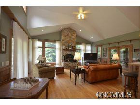 201 Old Country Road - Photo 4