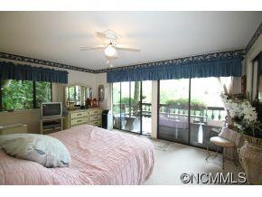 326 Smokey Shadows Lane - Photo 9