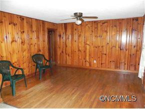255 Red Bank - Photo 2