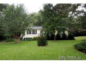 130 S Hillside Street - Photo 2