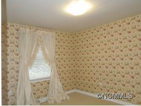 130 S Hillside Street - Photo 16