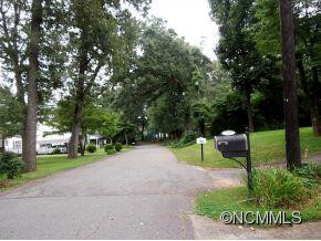 130 S Hillside Street - Photo 24