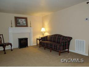 130 S Hillside Street - Photo 5