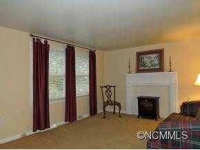 130 S Hillside Street - Photo 6