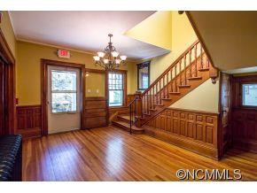 182 Cumberland Avenue - Photo 2