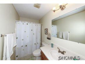 28 Justin Drive - Photo 18