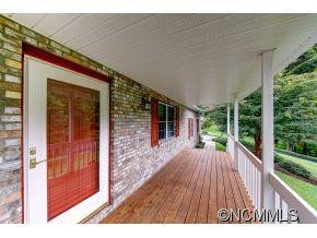 28 Justin Drive - Photo 3